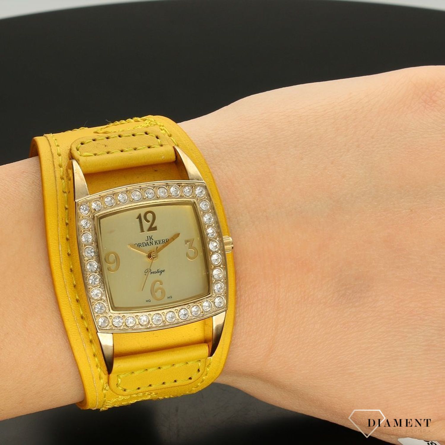 Damski zegarek Jordan Kerr z kolekcji Fashion Q207 14660 (1).jpg